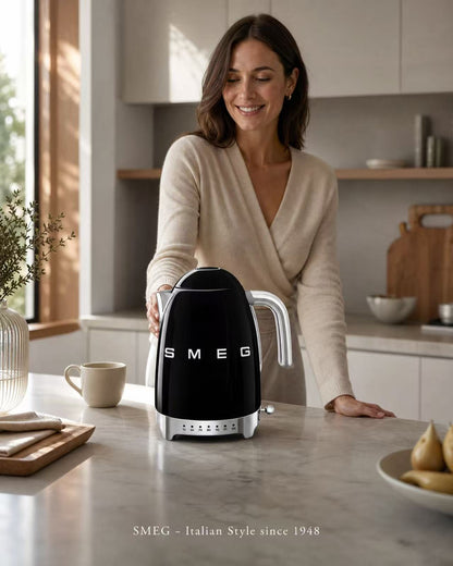 SMEG Variable Temperature Kettle – Retro Style, Precision Brewing