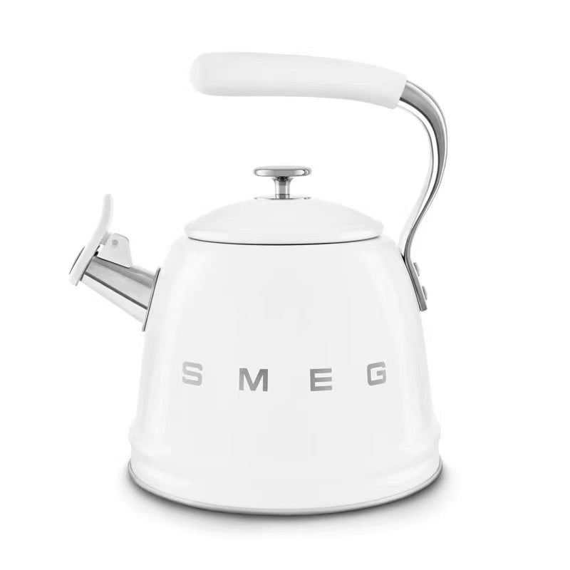 SMEG Whistling Kettle 2.3L / 2.5 QT — Retro Stovetop Kettle