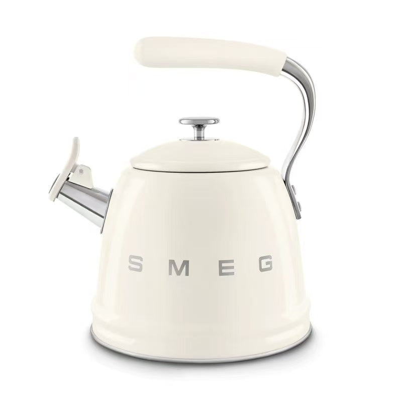 SMEG Whistling Kettle 2.3L / 2.5 QT — Retro Stovetop Kettle