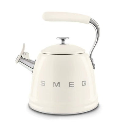 SMEG Whistling Kettle 2.3L / 2.5 QT — Retro Stovetop Kettle